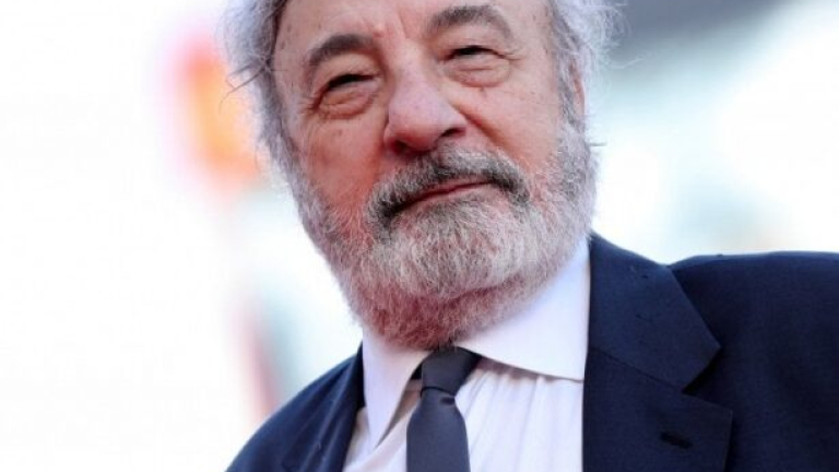 venezia-79-a-il-giorno-di-gianni-amelio-che-presenta-il-signore-delle-formiche-attesa-alla-mostra-wide-site-daldb
